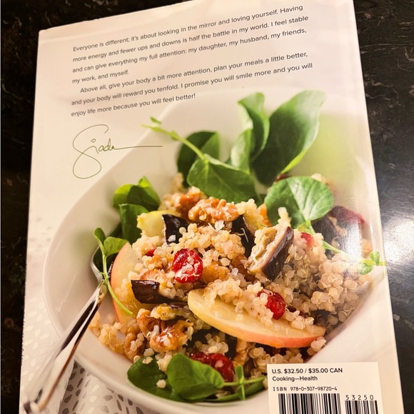 Giada's Feel Good Food Book. Hardcover EUC. - Picture 2 of 7